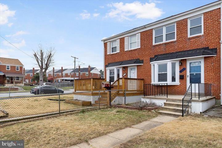 403 Edmunds Way - Photo 2 of 29