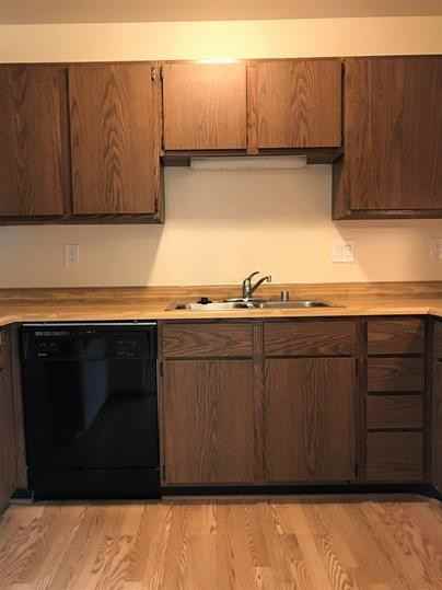 2425 Chalet Gardens Ct #4 - Photo 2 of 20