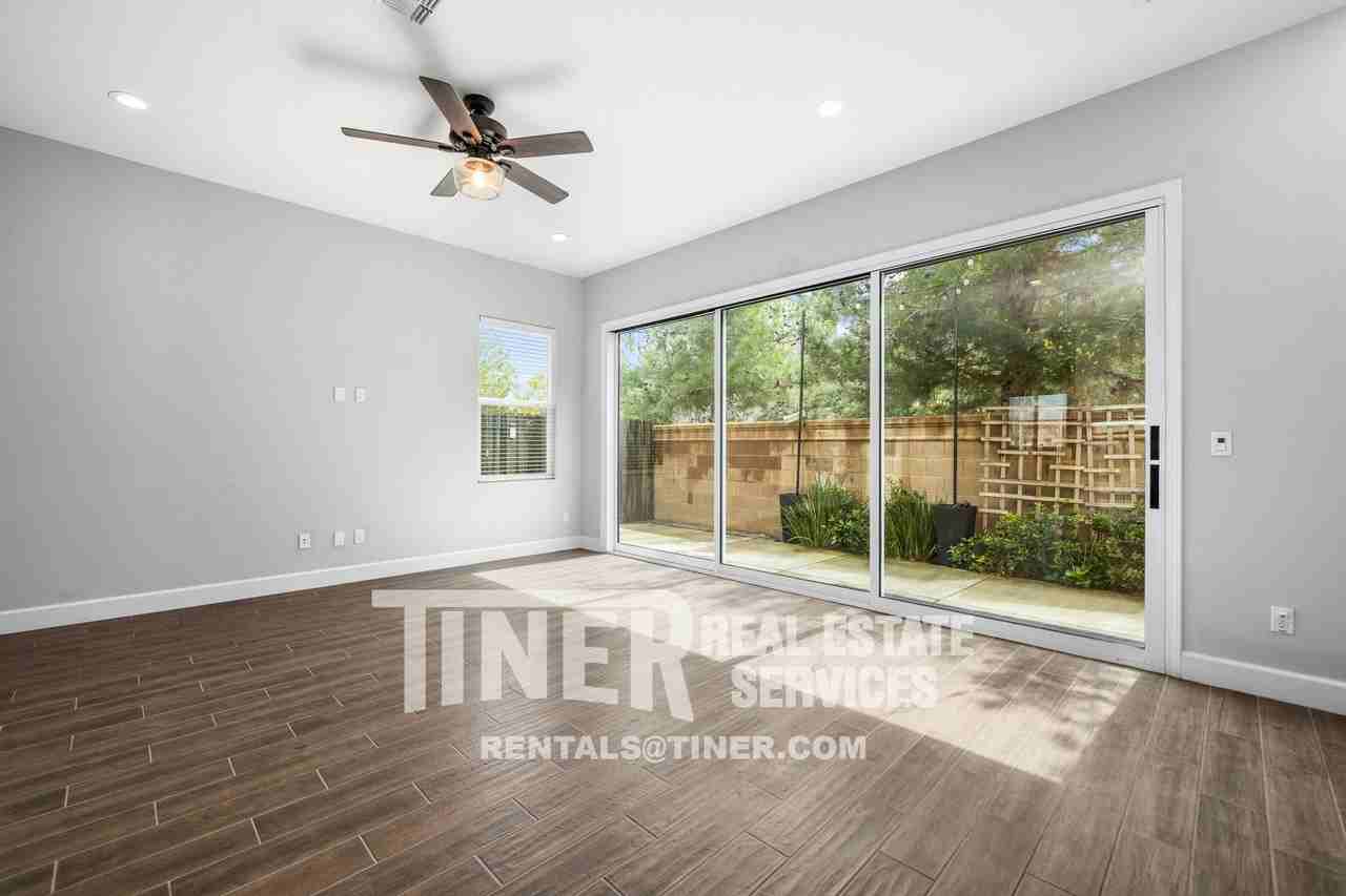 4166 Hydo Lake Way - Photo 2 of 40