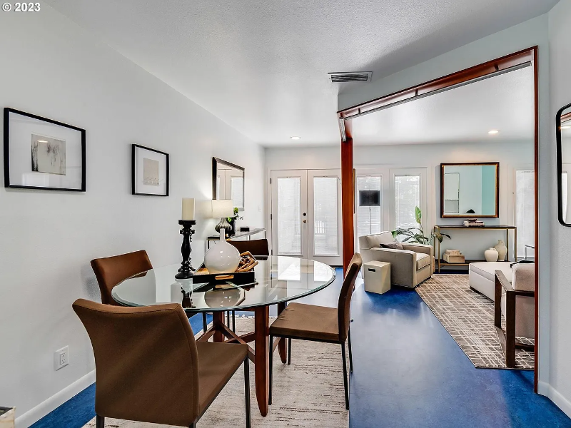 333 W 10th Ave - Photo 3 of 8