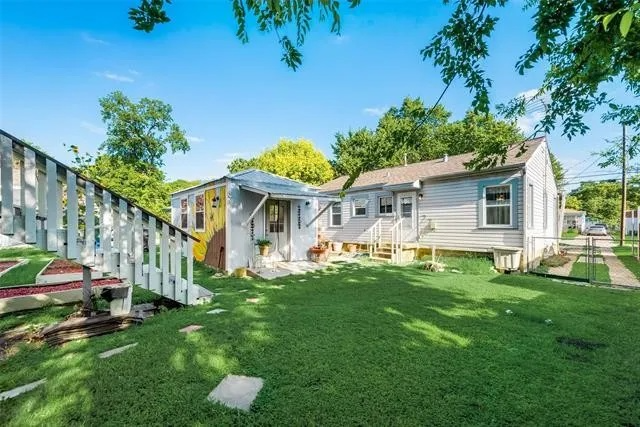 3343 Grafton Ave #B - Photo 3 of 10