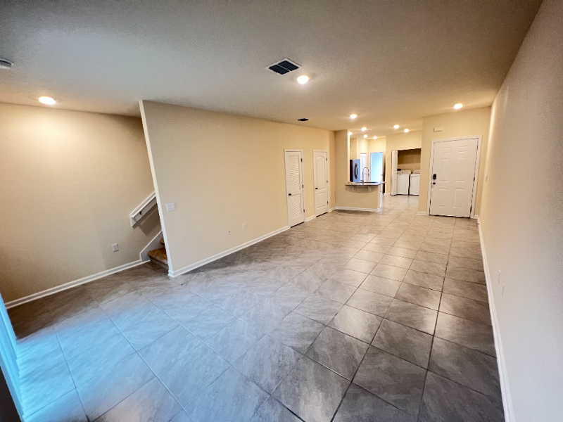 64 Pasadena Dr - Photo 7 of 20