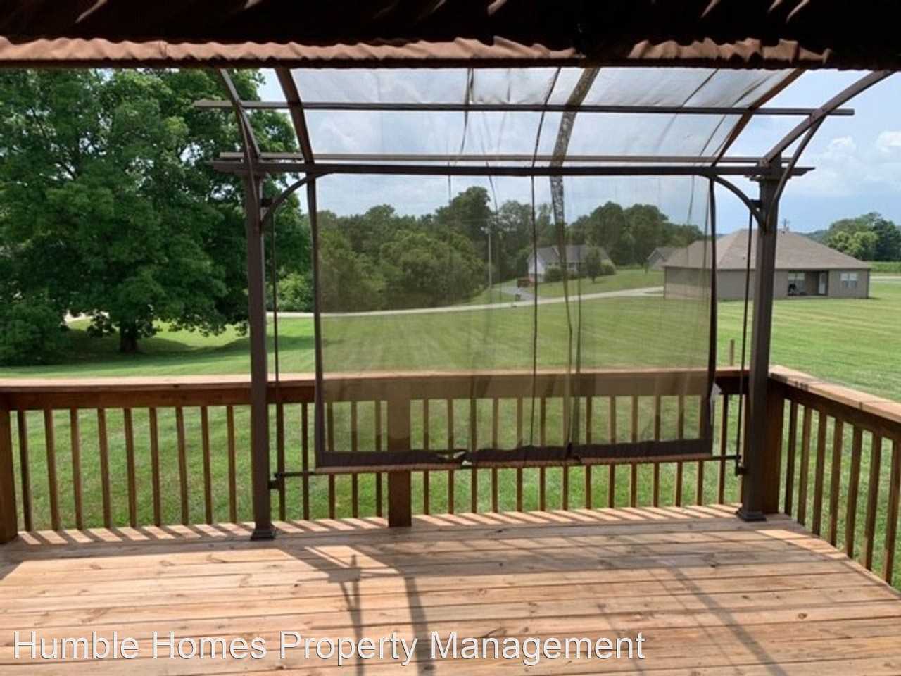 149 Brock Ln - Photo 3 of 13