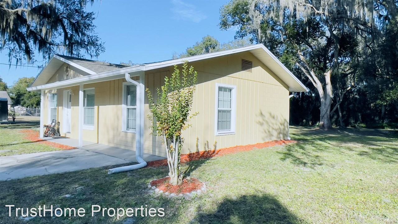 164 Stephen Ave - Photo 2 of 24