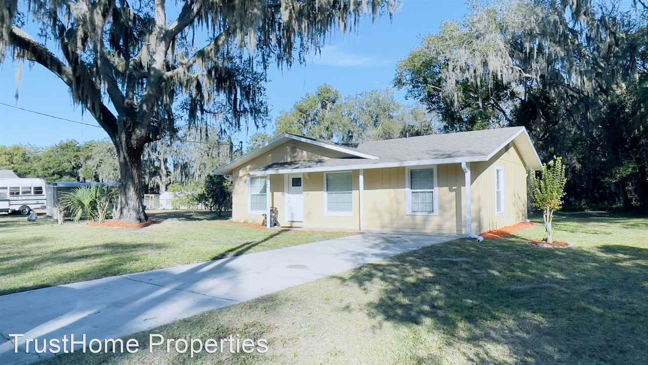 164 Stephen Ave - Photo 3 of 24