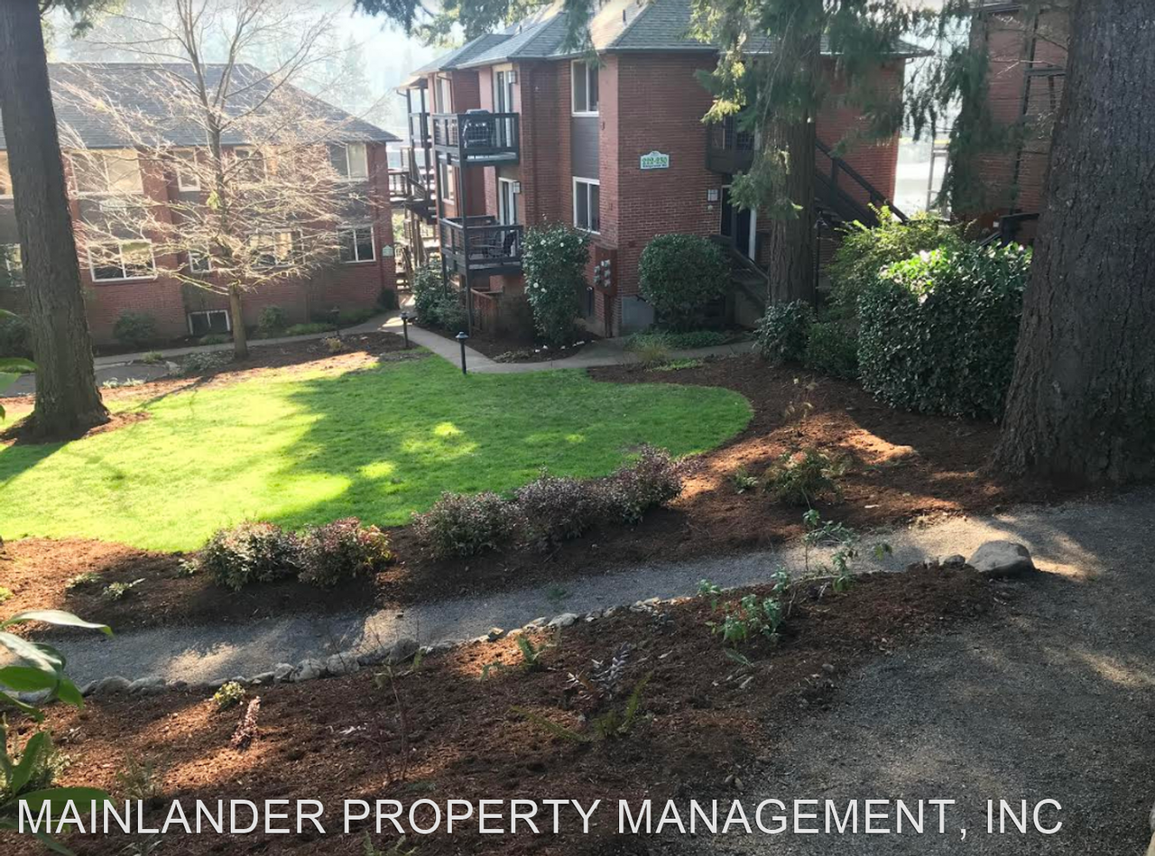 230 Ridgeway Rd #15E - Photo 3 of 23