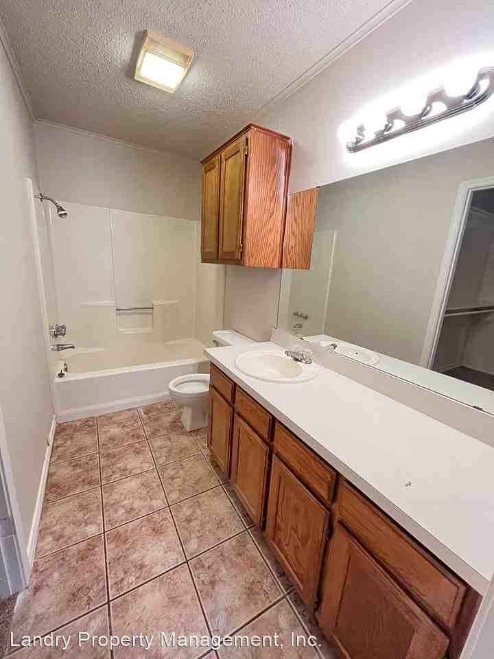 1503 A Sharron A-B - Photo 3 of 12