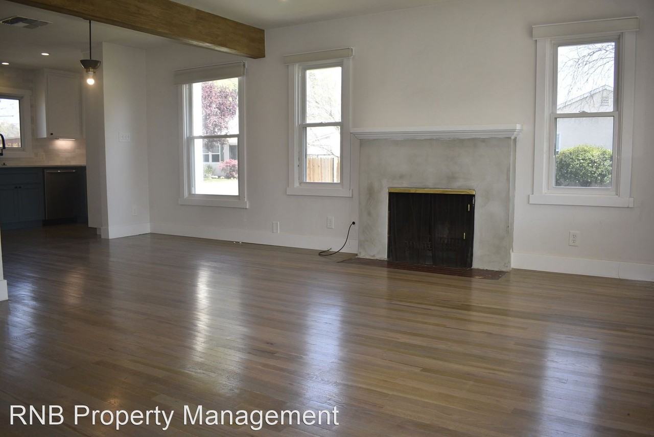 6031 Tahoe Way - Photo 2 of 12