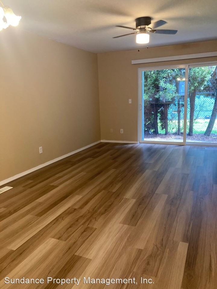 3540 Ne 102nd Ave - Photo 2 of 5