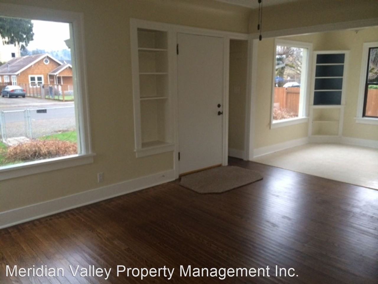 615 5th Ave S - Photo 3 of 13