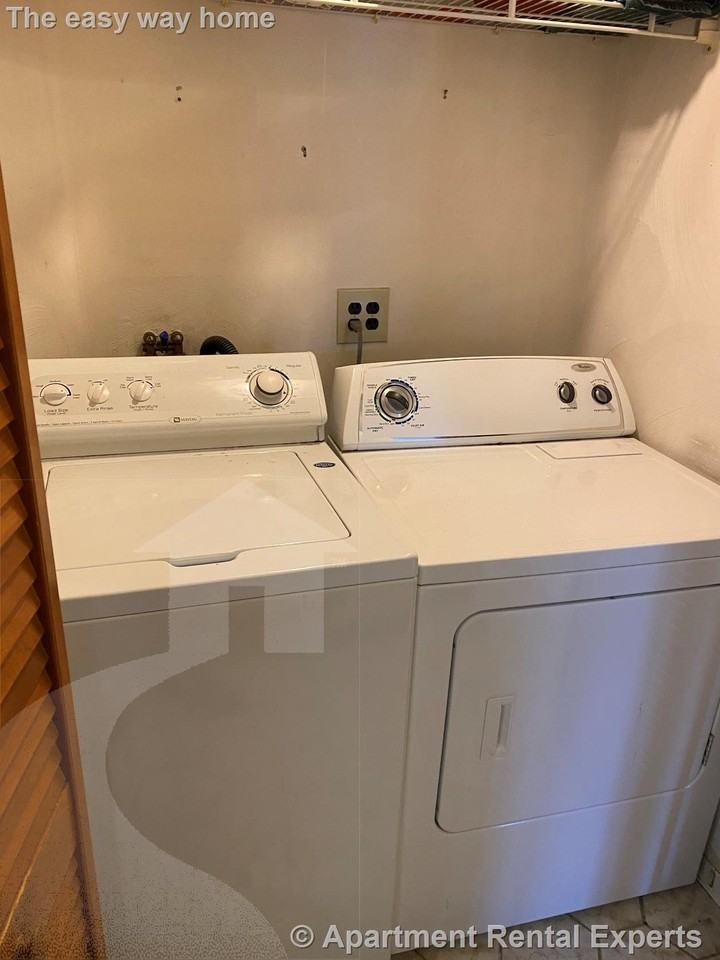 213R Holland St - Photo 2 of 19