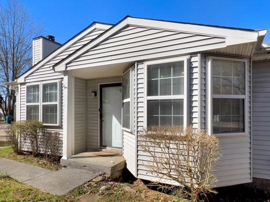 1128 Cabana Dr #1128 - Photo 2 of 21