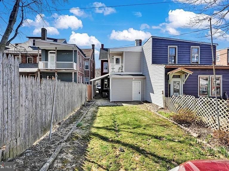 811 N Shippen St #1 - Photo 7 of 7