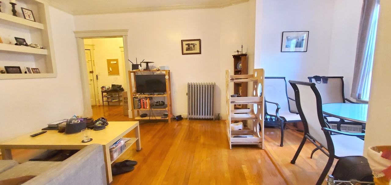 134 Sutherland Rd #2 - Photo 3 of 9