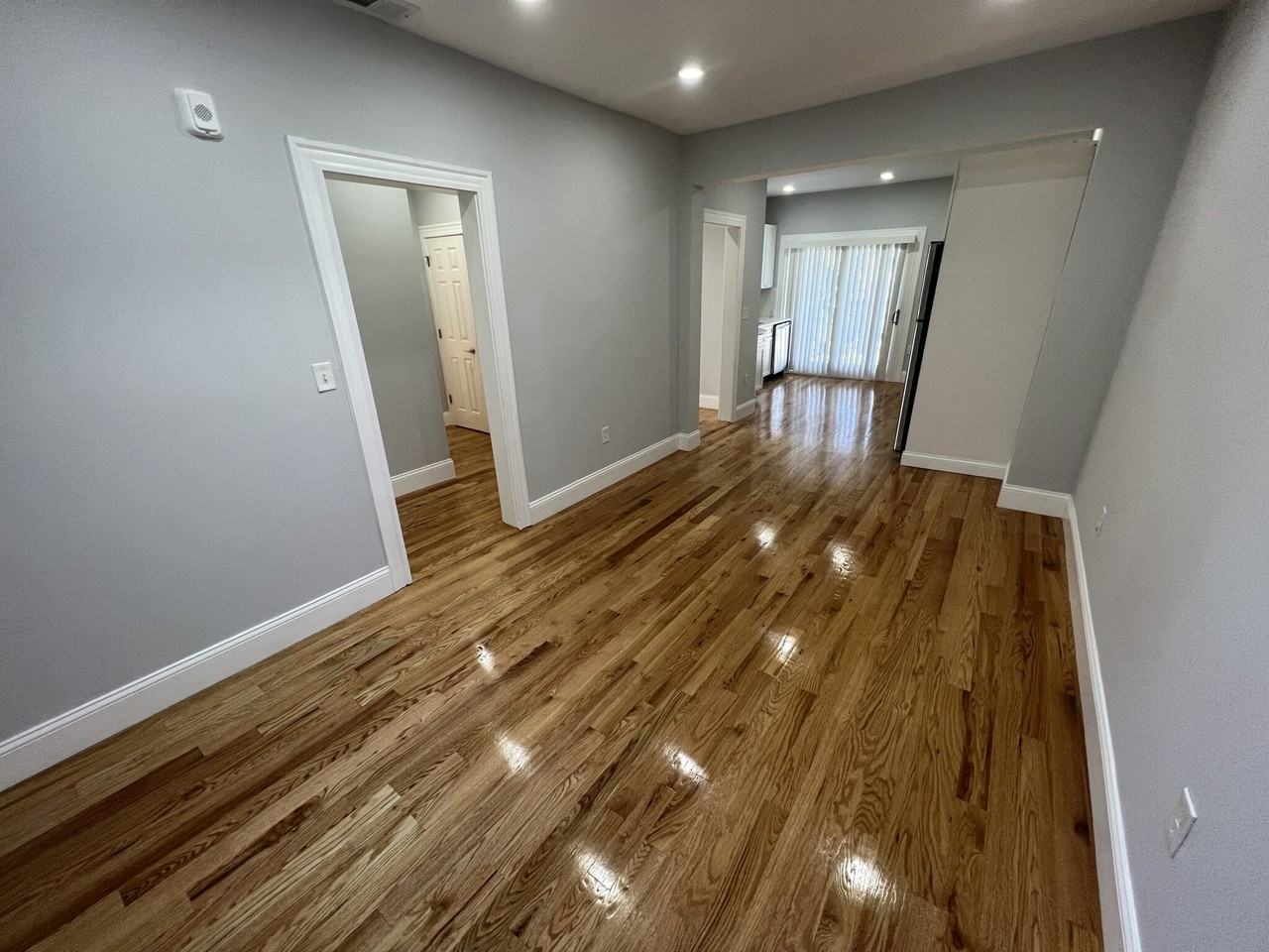 372 Oxford St #6 - Photo 2 of 27