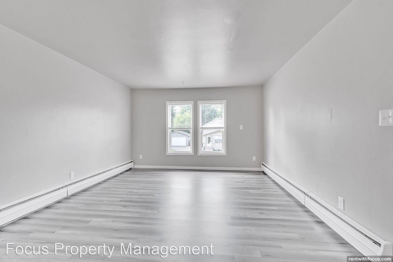 700 S. Memorial Dr. - Photo 2 of 9