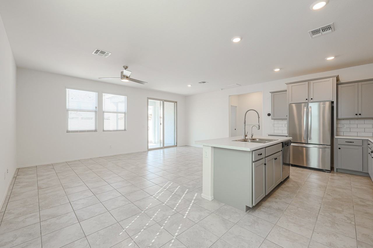 36506 W San Sisto Ave - Photo 6 of 25