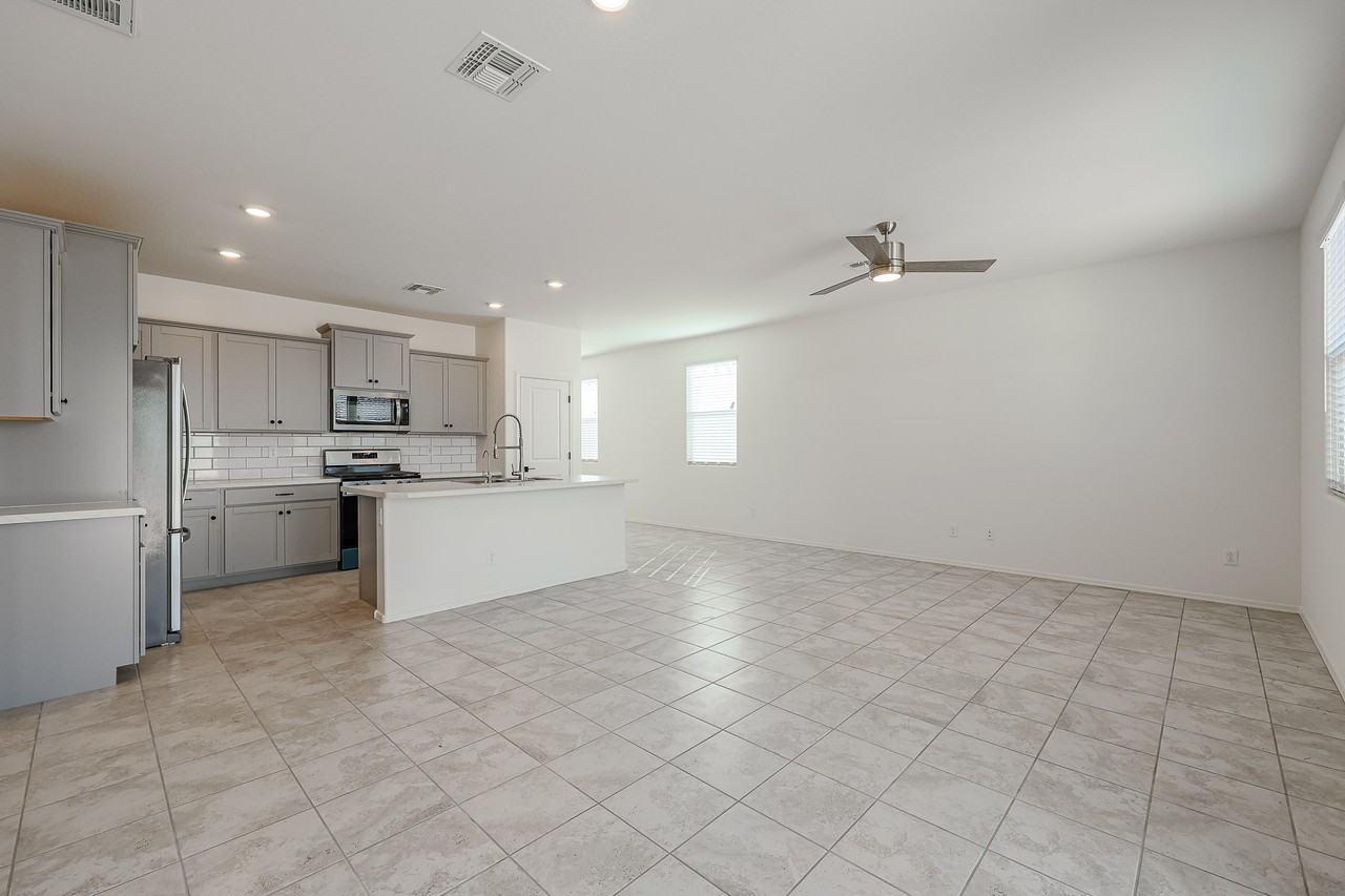 36506 W San Sisto Ave - Photo 7 of 25