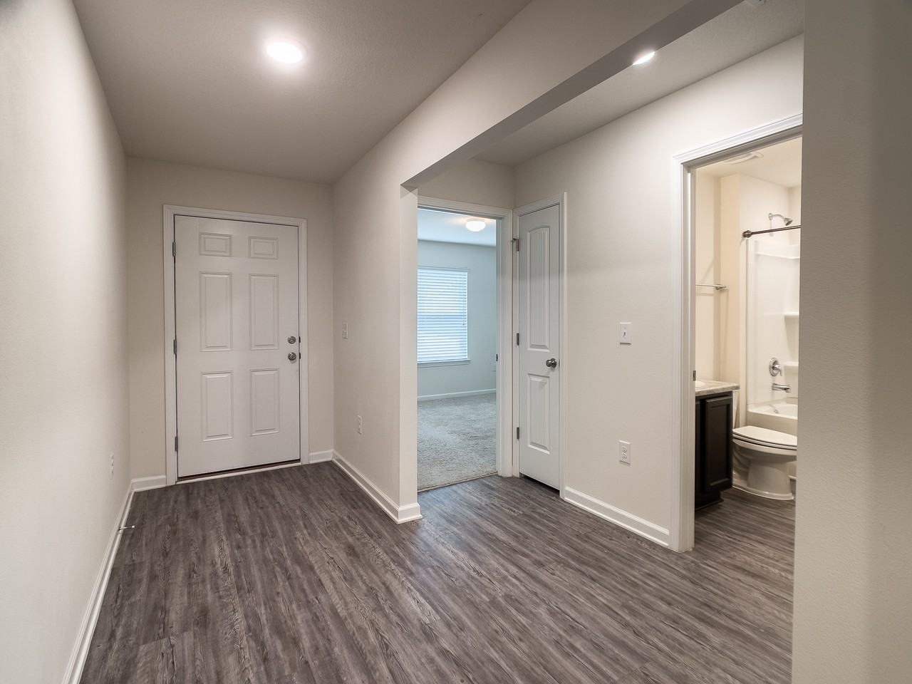 5760 Blackhorse Cir - Photo 3 of 24