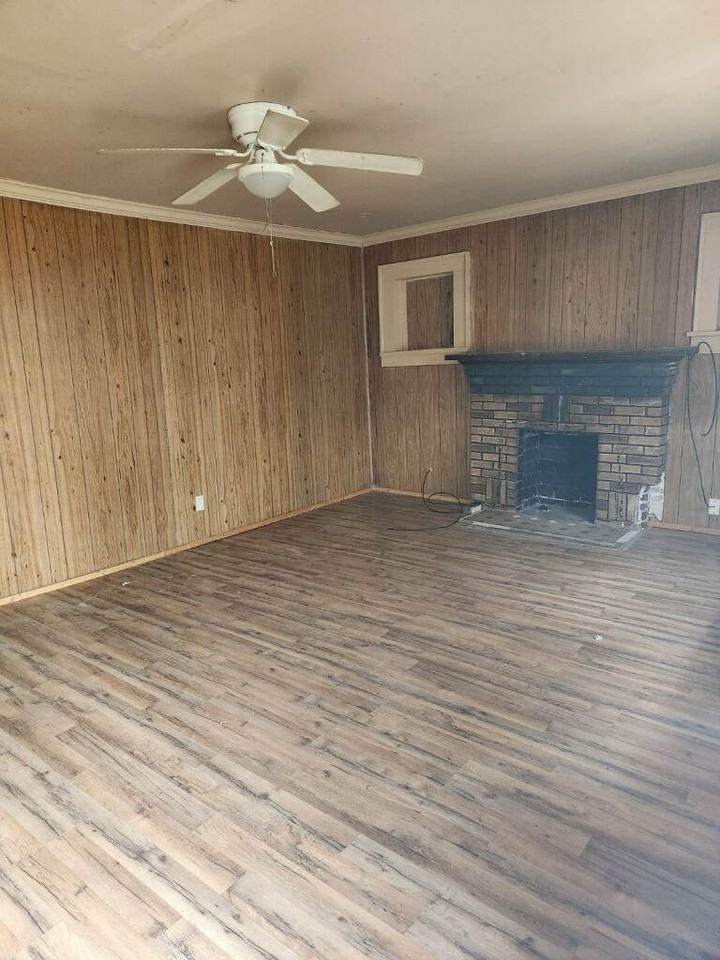 521 S 7th St - Photo 2 of 5