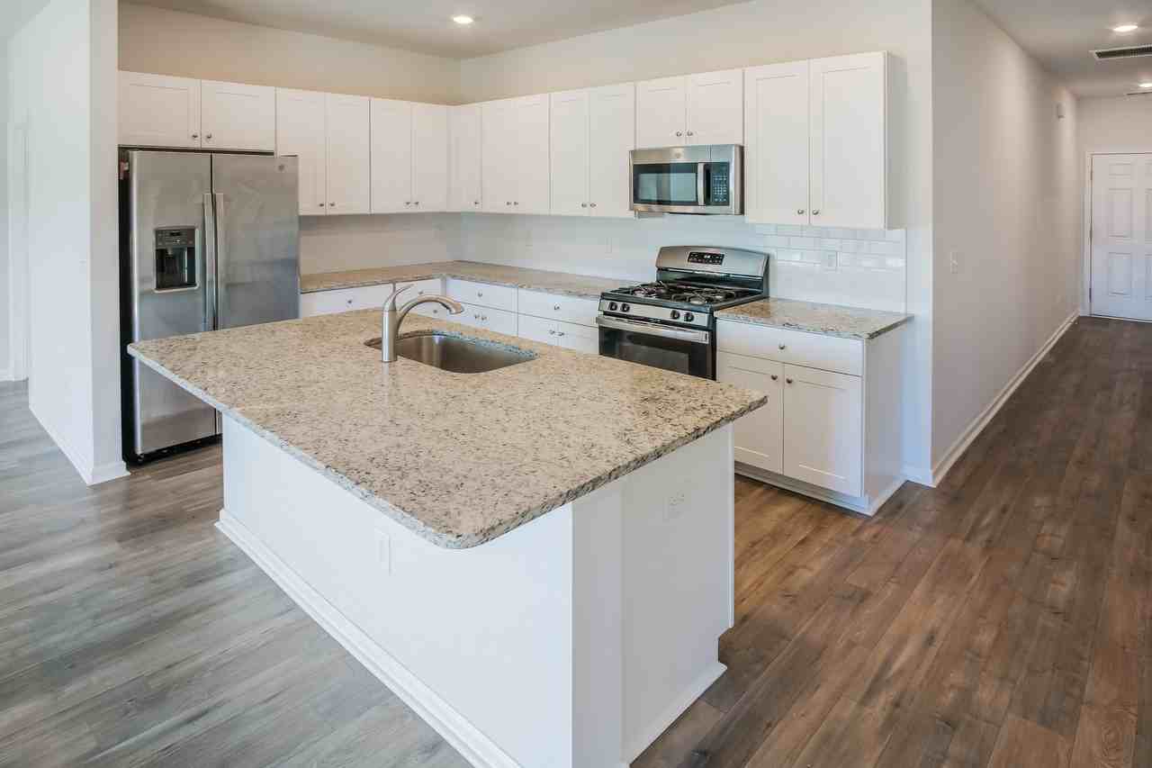 281 Cypress Tree Loop - Photo 6 of 20