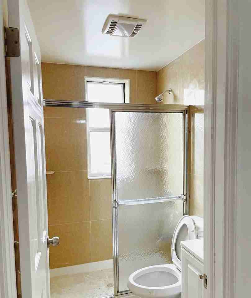 1642 82nd Street 2f - Photo 3 of 5