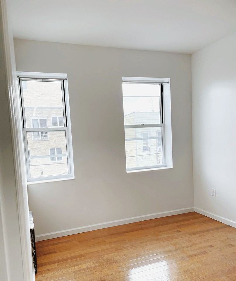 1642 82nd Street 2f - Photo 2 of 5