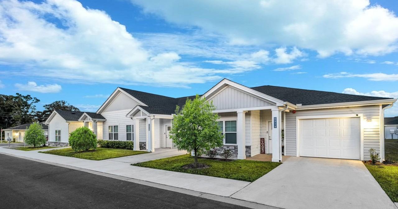 Whisper Creek Village Apartments 5860 Murmur Trl, Milton, FL 32570