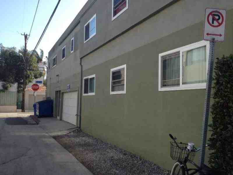 474 Sherman Ave - Photo 5 of 25