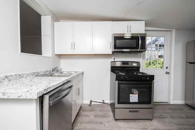 1130 1st St - Photo 2 of 27