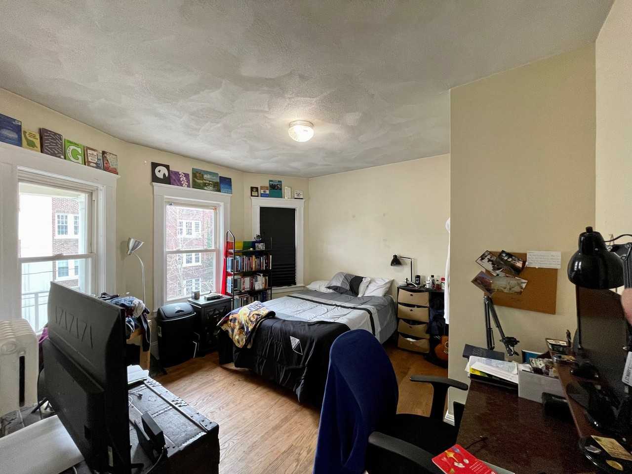 97 Kilsyth Rd #3 - Photo 7 of 10