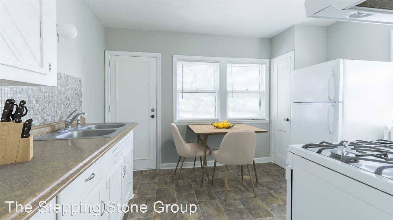 2017 2nd Ave S - Photo 3 of 15
