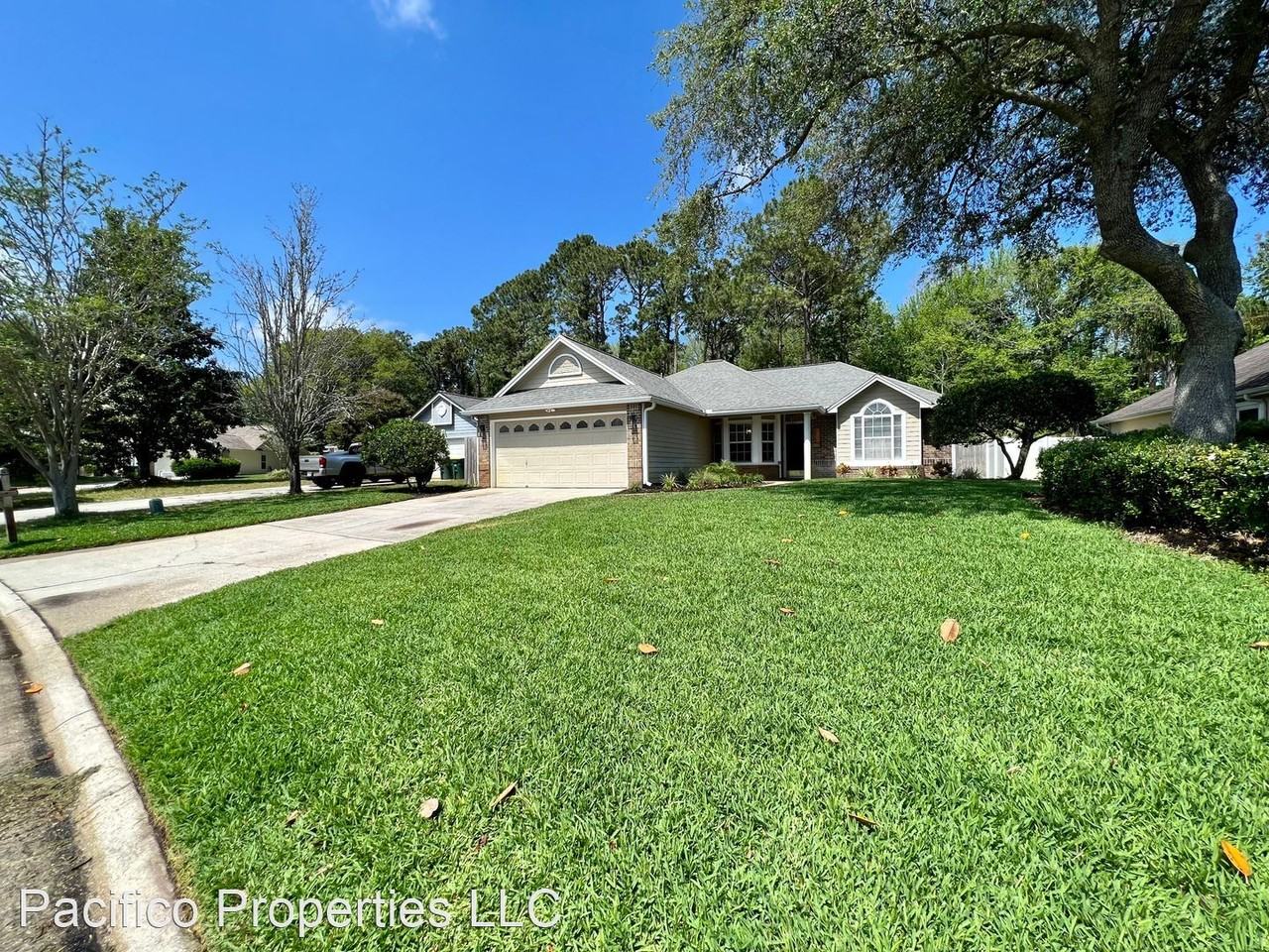 12369 Burgess Hill Dr - Photo 2 of 23