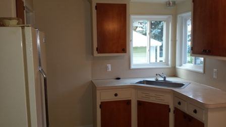 29100 Elmira St - Photo 2 of 5