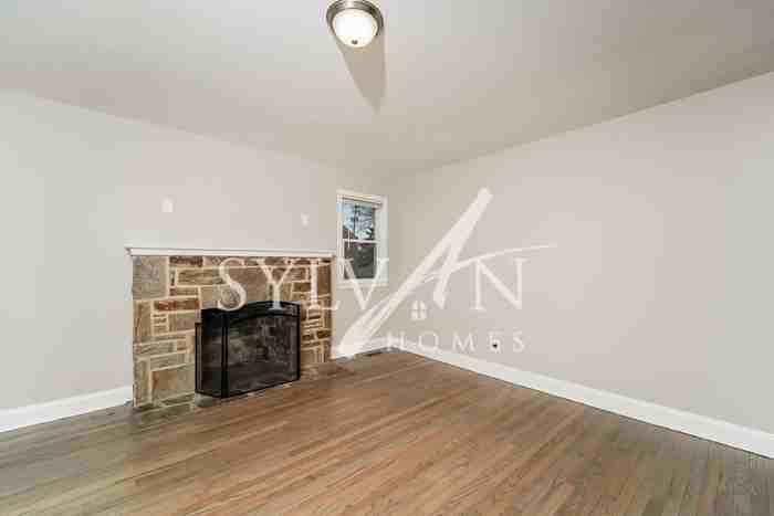 6803 Windsor Mill Rd - Photo 2 of 15