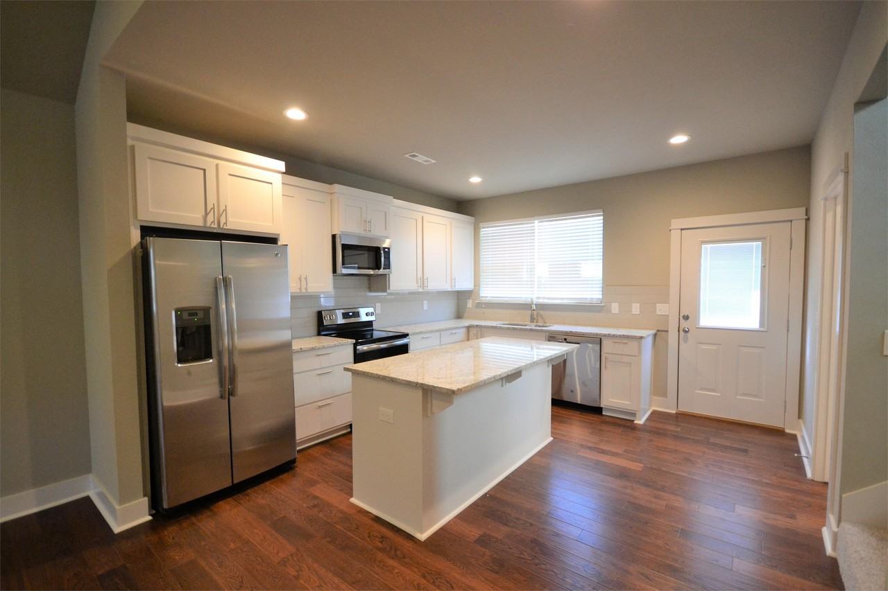 2027 S Florida Way #1 - Photo 4 of 25