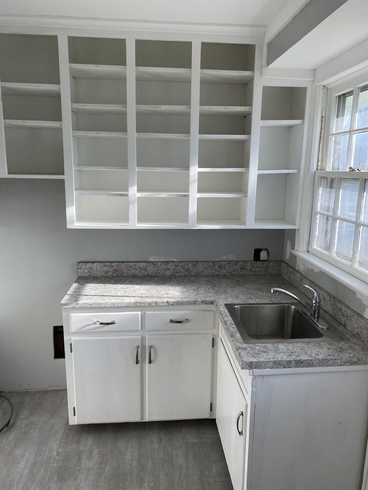 819 13th Street Northwest #1 - Photo 5 of 21