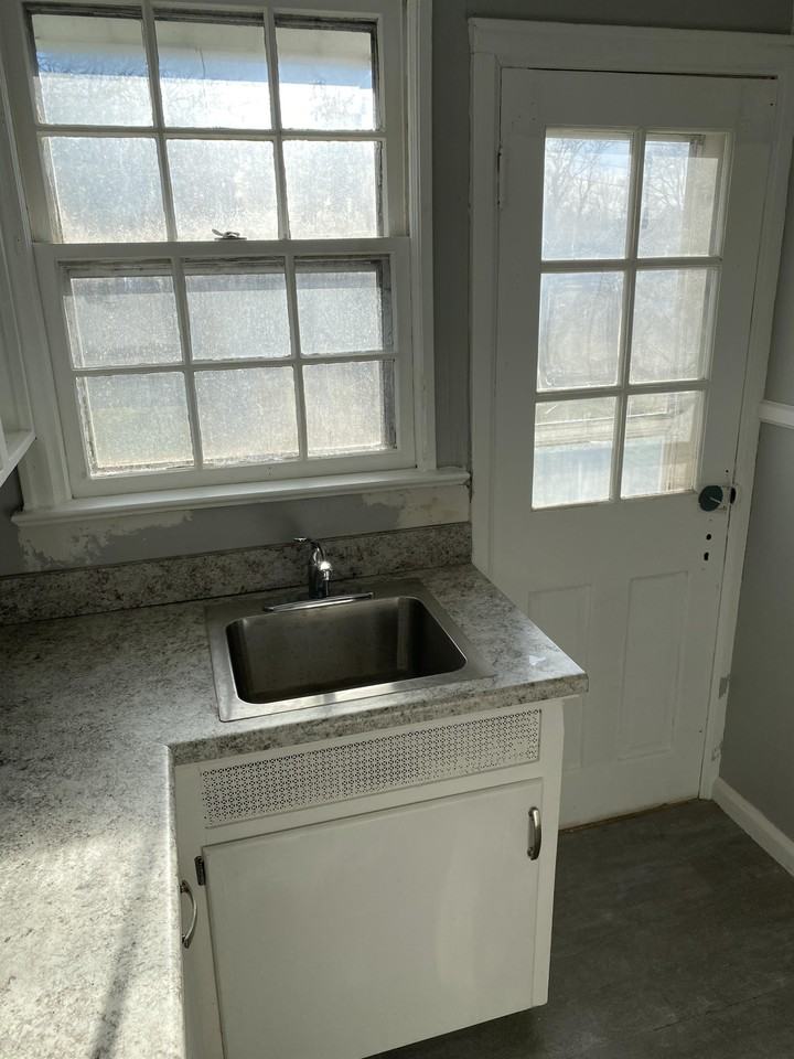 819 13th Street Northwest #1 - Photo 7 of 21