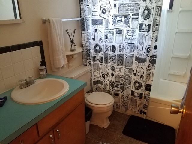 1250 Elder Ave #11 - Photo 6 of 11