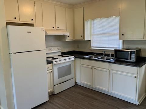 312 E 5th St #312 - Photo 3 of 13
