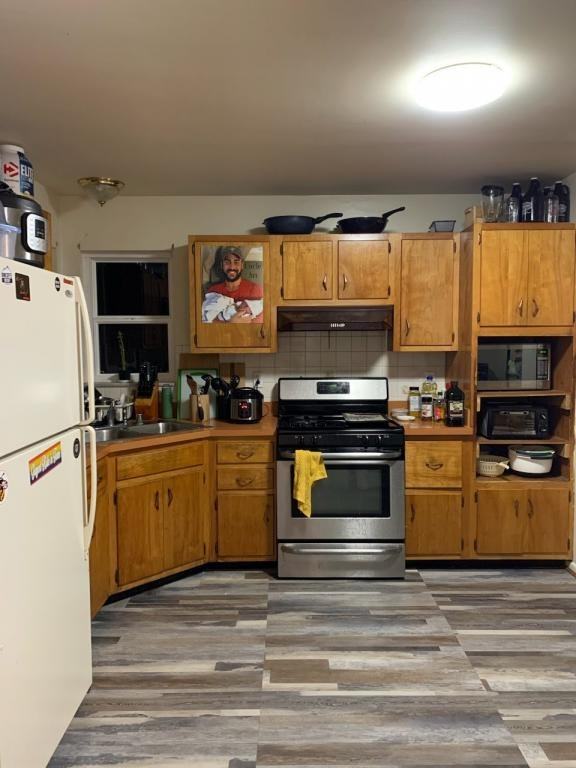 8802 36th Ave - Photo 3 of 12