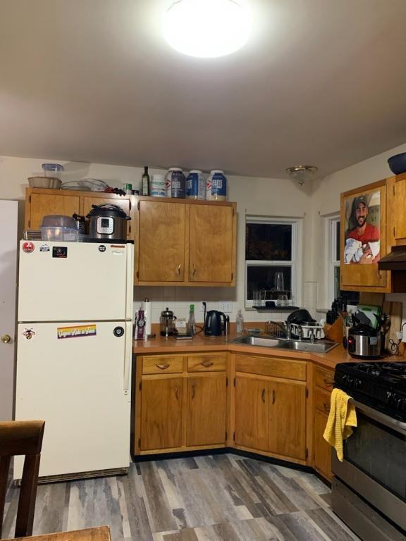 8802 36th Ave - Photo 4 of 12