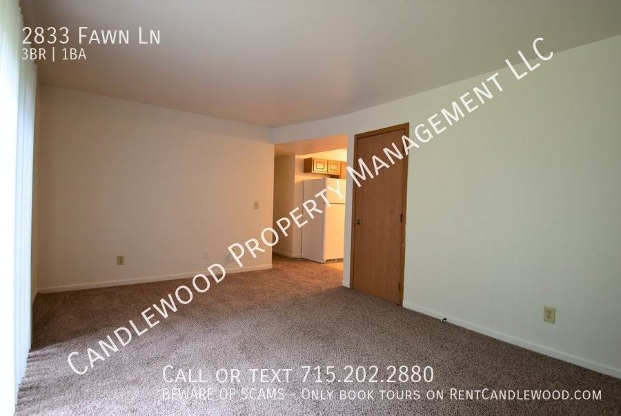 2833 Fawn Ln - Photo 3 of 11