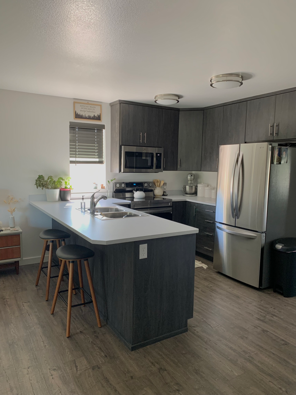 502 10th Ave W #D - Photo 3 of 8