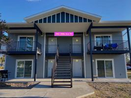 featured image of 502 10th Ave W #B