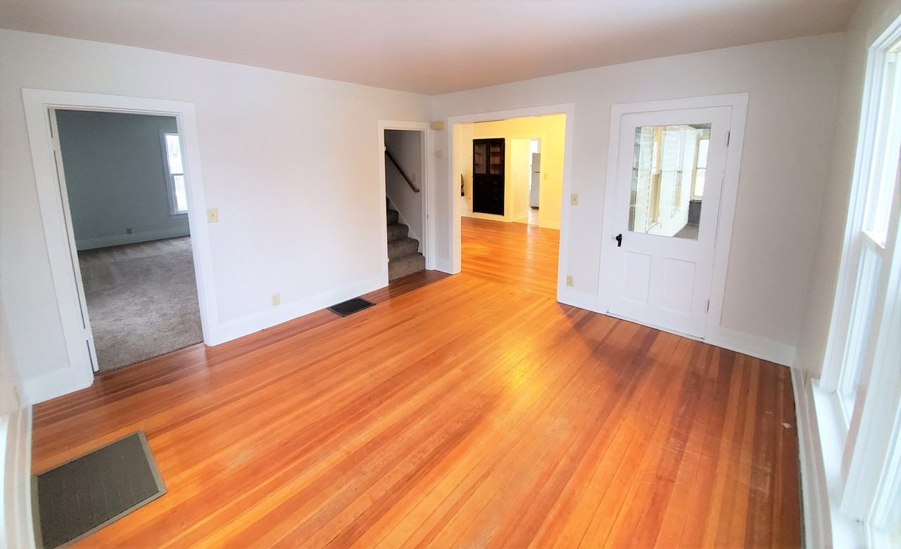 102 E Washington St #1 - Photo 2 of 12