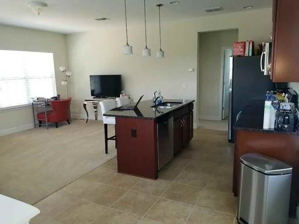 14212 Corrigan Ave - Photo 4 of 14