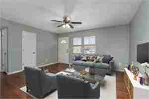 featured image of 214 Se Wingate St #A