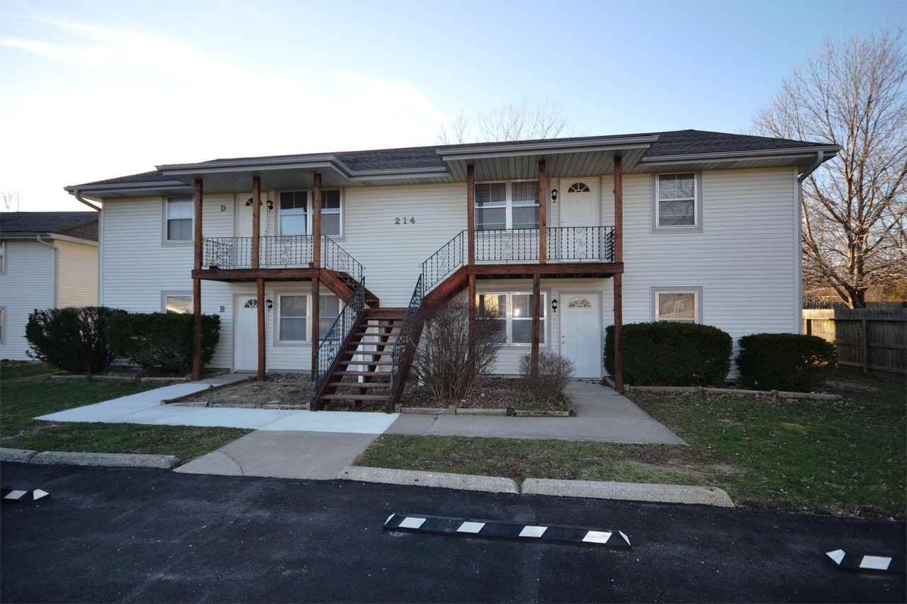 214 Se Wingate St #A - Photo 4 of 7