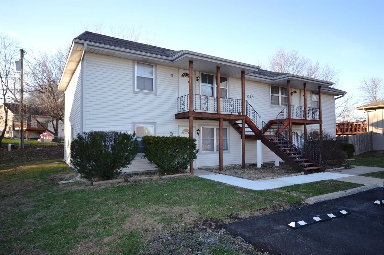 214 Se Wingate St #A - Photo 5 of 7